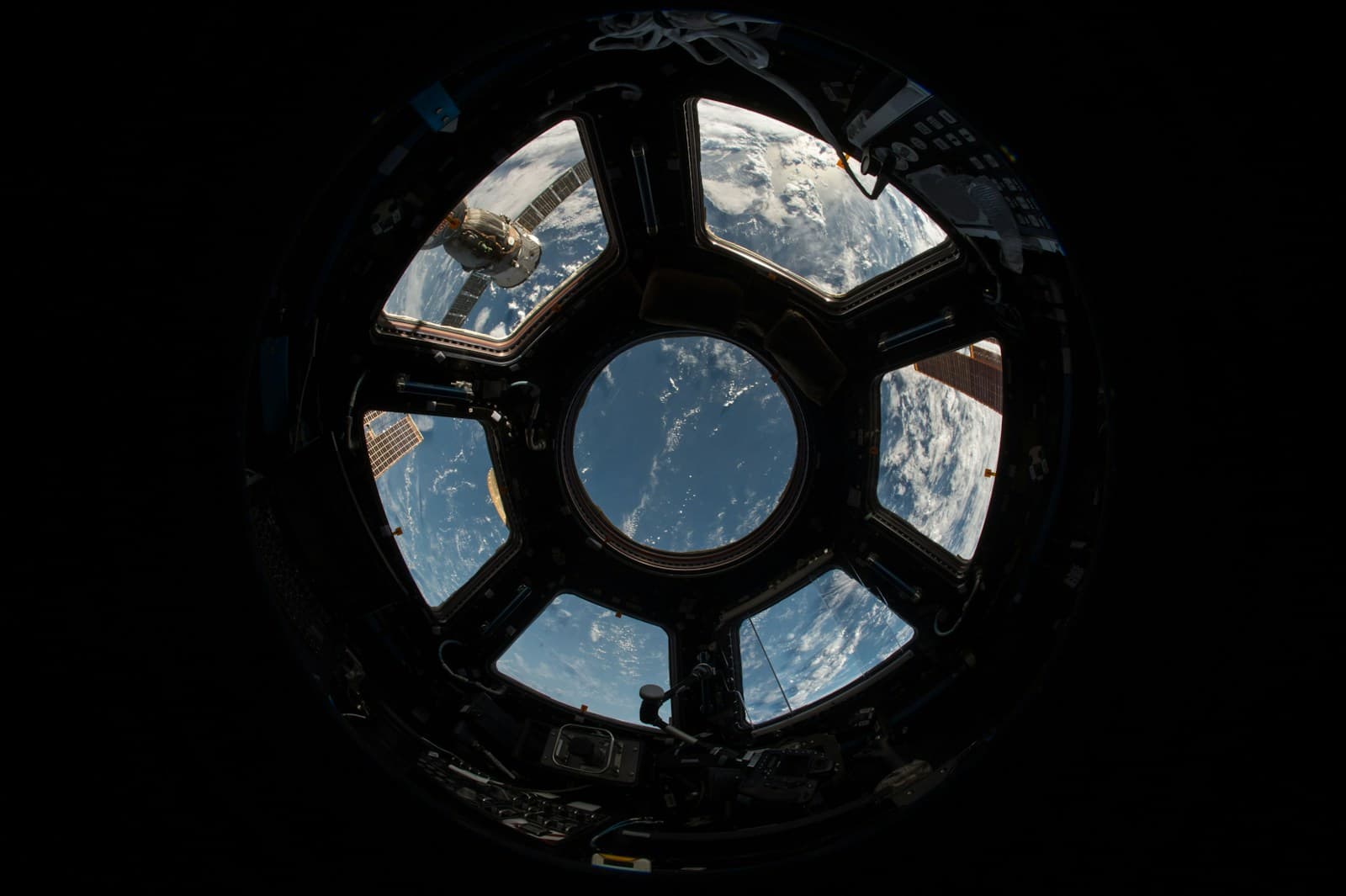 Artemis II Crew Returns to Earth After First Crewed Lunar Mission in Half a Century